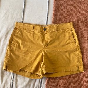 Old Navy Everyday Short